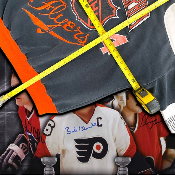 💎ViNTaGe 💎 STaRTeR “STuCK in tHe 90’s”
PHiLaDeLPHia FLyeRs 🏒
SWeatSHiRT 🥅 - Picture 9 of 9